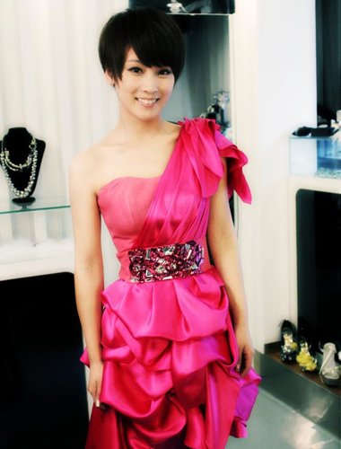 ������̷���ô���ÿ� �ж̷���ô�ᴩ�����ͷ��