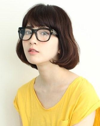 ���۾���Ů���ʺ�ʲô�̷����� ���۾��̷�����ŮͼƬ