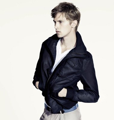 ����Ӧ��Ⱦʲô��ɫ ŷ��2016��ɫ������