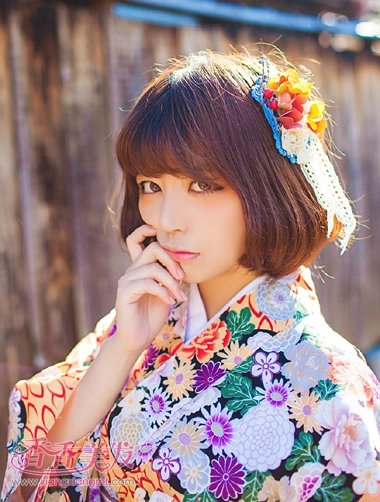 Բ���ͼ����̷ֶ��������� ͷ��ʲô��ɫ������