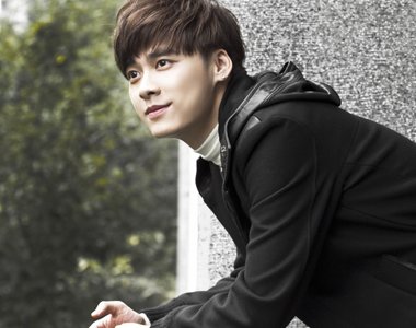 男生脸大的人哪种短头发好看 好看的男短头发