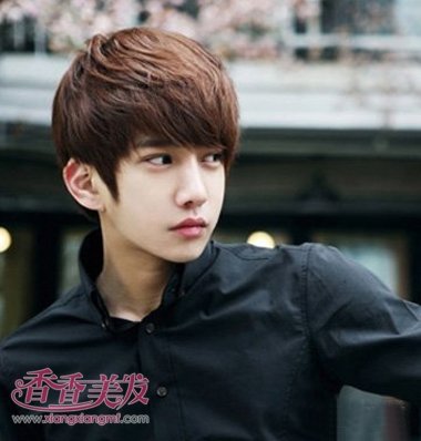 ���������е���ʿ��ͷ�̷����� б���������̷�