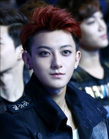 男生两边短上边头发往后梳 男生头发短发造型