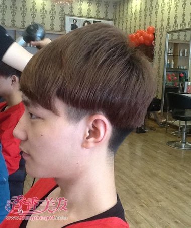 ʲô��ɫͷ���ʺϳ��� ��ʿȾ����ɫ��ȫ