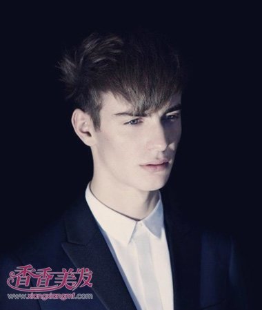 �ж��鷢����ͼƬ ŷ�����Ƕ̷�����