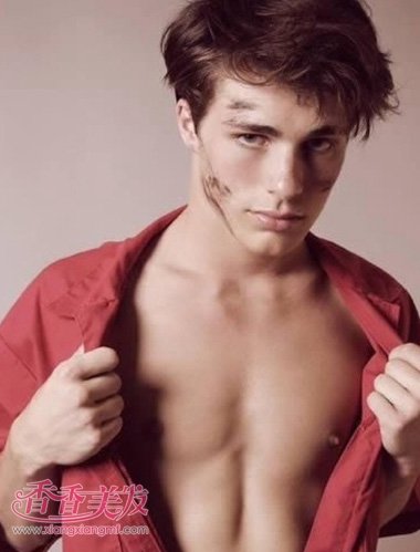 男短碎发发型图片 欧美男星短发发型