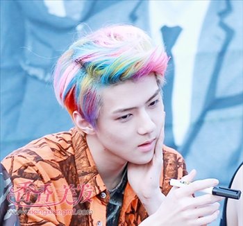 2016�п�ͷ��������ʲô��ɫ ����Ⱦͷ�ܶ�����ɫͼƬ