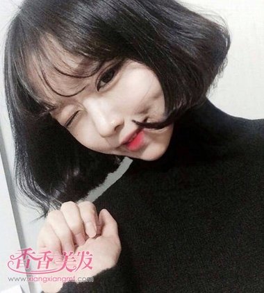 ��ɫ�ж̾���ͼƬ ʱ�пɰ��̷���������