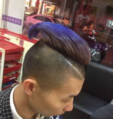 ���Զ̷�����ͼƬ������ ��ʿ�̷����ͺ�����