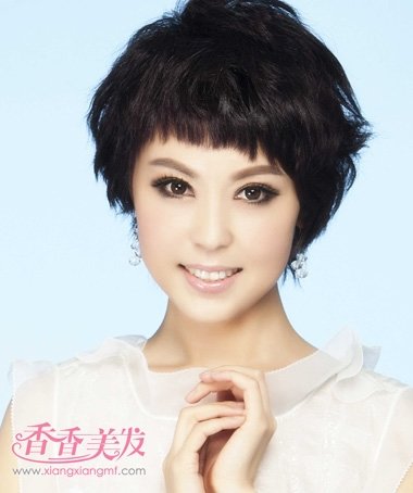 �ʺ϶̷�Ů����С��� ������̷���ô����