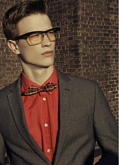 �س��������ʺ�ʲô���Ķ̷� �������۾��������ʺ���ʲô�̷�