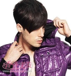 男士右偏发型 如何给男的梳特帅的发型