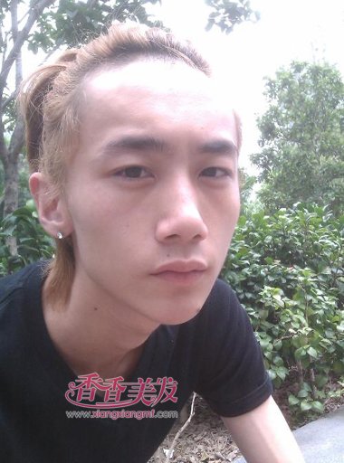 男士编辫头顶怎么编 男孩个性辫子