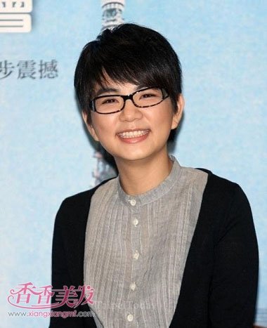 ���۾��ʺϵĺ�ɫ�̷�����2017Ů