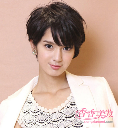 ְҵŮ�Զ̷��̷�����ͼ ����ְҵŮ��ʱ�ж̷���