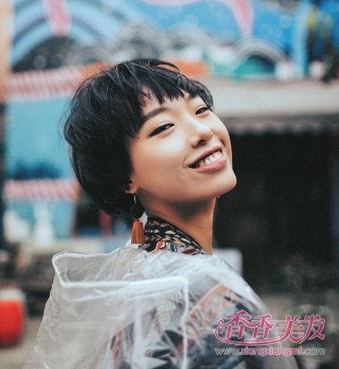 Ц����Ů�ʺ����̷ֶ� Ц��Ů���ʺϵĶ̷�