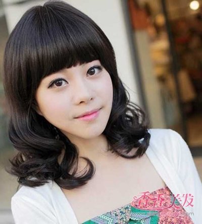 ��Ů���ʺ϶̷��� ��ɫ���˶̷�