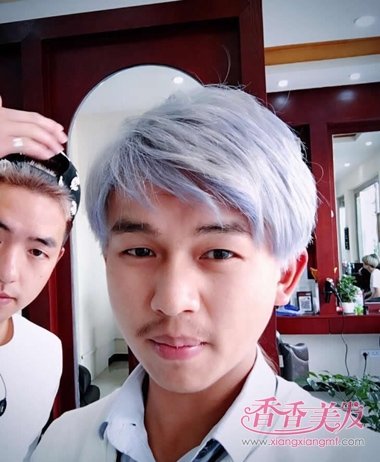 ������ɫͷ��Ӧ�ü�ʲô���� ��ʿ��������ɫ��ô��