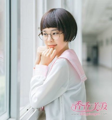 Ů���̷���ô���۾��ÿ� ��ѧŮ���̷��ʺϴ��۾���