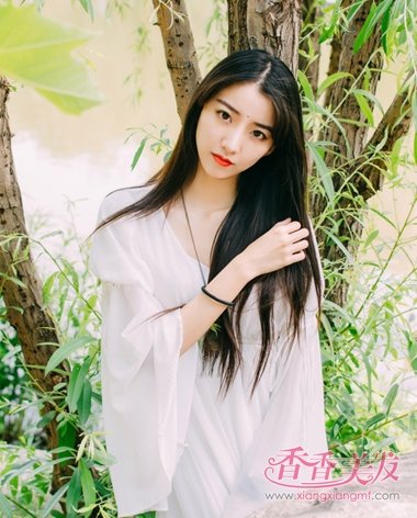 ͷ����ֱ��С���ʺϷ��� 90����Ů���ͺڳ�ֱ��