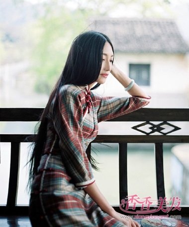 ͷ����ֱ��С���ʺϷ��� 90����Ů���ͺڳ�ֱ��