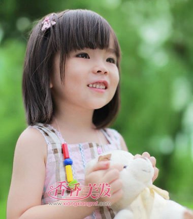 小女童中短直发发型 小清新中短直发