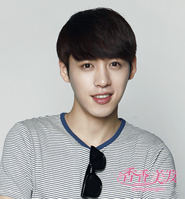 ������ͷ������ֱ�� ����ͷ����ô��ֱ