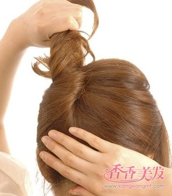 ����ֱ������򵥵���ͷ���� ���긾Ů��ֱ���̷���ôŪ