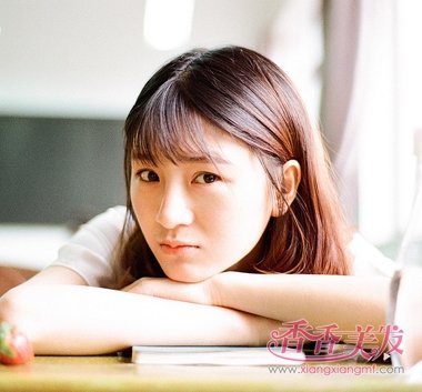 ��ѧ���ഺ�����Ͷ̷����� �ʺ���ѧУ԰Ů���Ķ̷�����