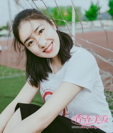 ��ѧ���ഺ�����Ͷ̷����� �ʺ���ѧУ԰Ů���Ķ̷�����