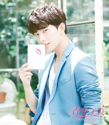 2017����ɶ������ɫ��˧ ��������ɫȾ������