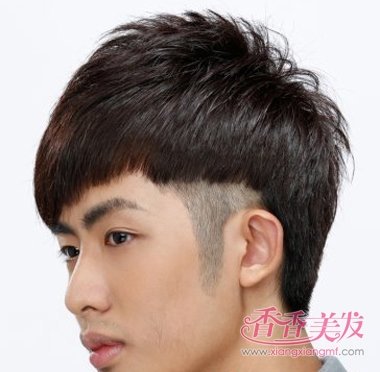 男生短发蓬松发型图片 男生两旁剃短的超短发型图片