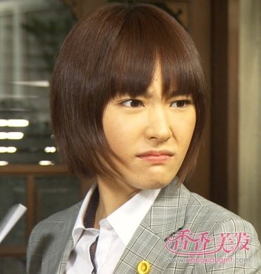 ����Ů��ѧ�����ж̷���ͼƬ 2017��ѧ���̷�����