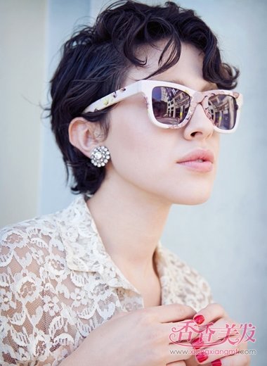 ���۾�����Ů�˶̷�����ͼƬ ����Ů�Խ�ʦ�̷������