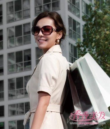 ���۾�����Ů�˶̷�����ͼƬ ����Ů�Խ�ʦ�̷������