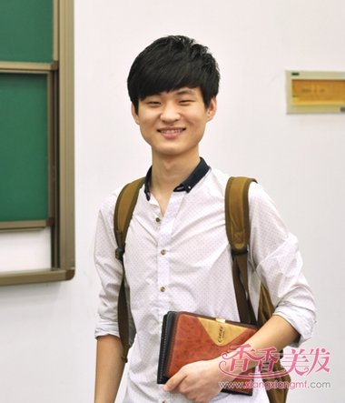 2017高中男生最潮发型 男简易发型设计