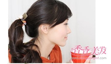 СŮ���Լ�������ͷ���ͼ����ֺÿ� СŮ����ͷ����