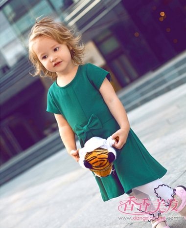 �ʺ�Сѧ����ķ��� 7��Ů����ͷ����