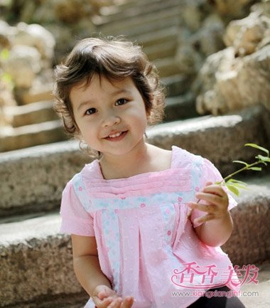 ������Ů���ᷢ�� ��θ�С������ɰ��ķ���