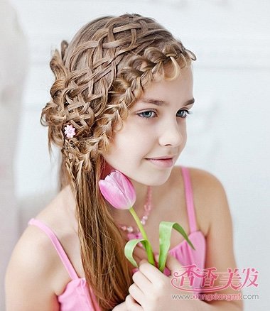 5��СŮ��������ÿ��� ��СŮ����С��