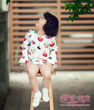 СѧŮ���Լ��������ܰ�ͷ�����ɾ��� ��������ʲô��������