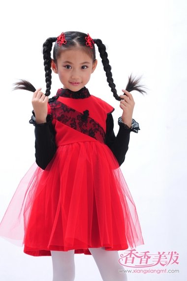 8��СŮ����ô��С�� ����ͷ�ߵ�СŮ�������