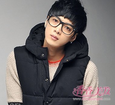 �ÿ��·�����ͷ �ഺʱ�е���ѧ��������ͷ����