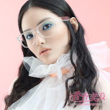 �з־������۾����� Ů���������ʹ�ȫ