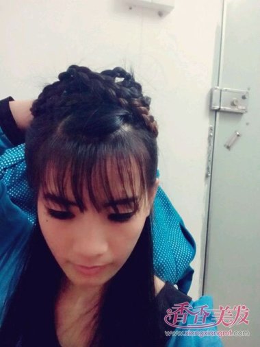 �Ŵ�Ů����򵥵ķ��ͺ��ᷢ���� �ּ��ֺÿ��ĹŴ�������ô��