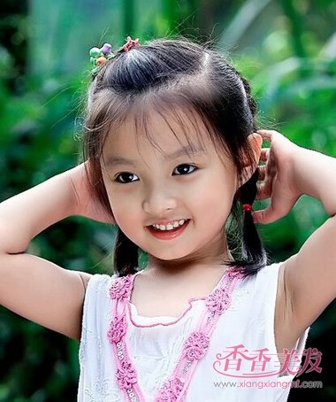 ����СŮ����ͷ����ô���Ư�� СŮ����ͷ���ķ���