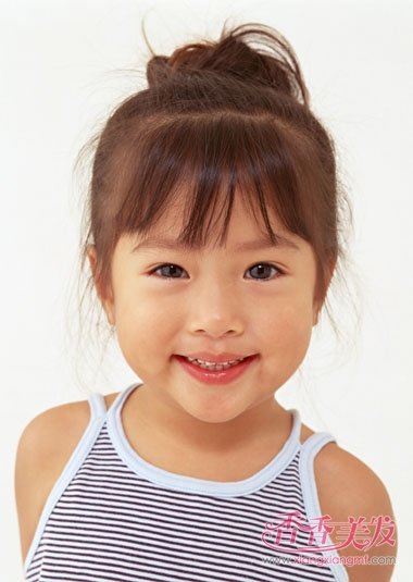 ���й���ͯŮ��������ͷ���ÿ� �з�Ůͯ��ͷ������