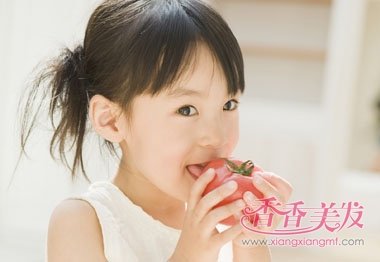 ���й���ͯŮ��������ͷ���ÿ� �з�Ůͯ��ͷ������