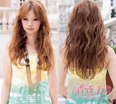 ѧ���зֳ��������� Ů��ѧ����������