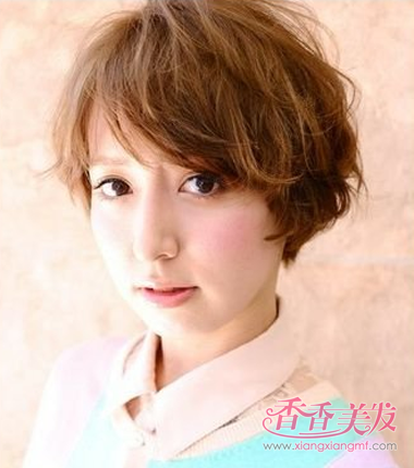 圆脸中短发发型图片 脸圆的女生短发发型